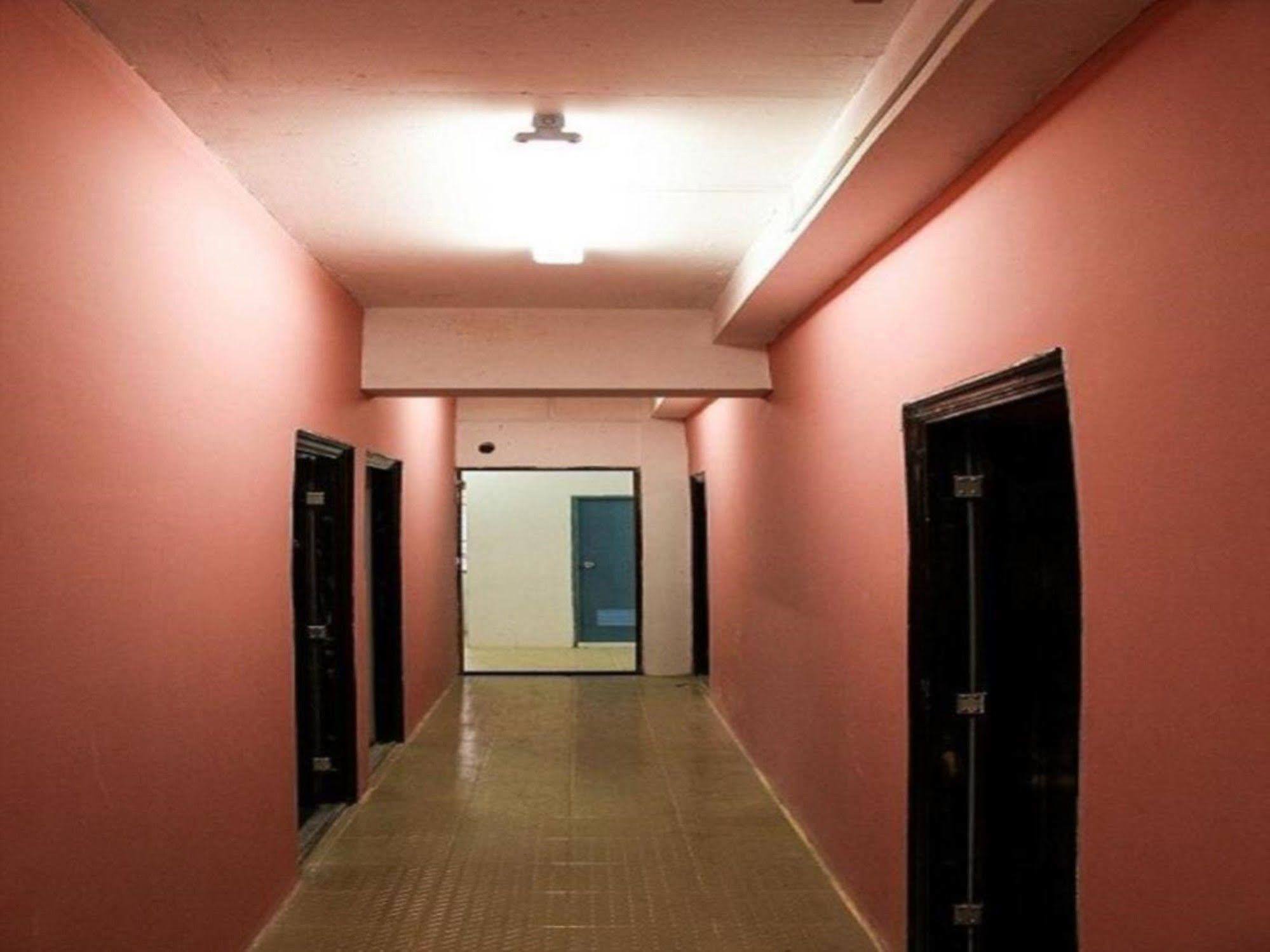 Hostel9 Γιανγκόν Εξωτερικό φωτογραφία